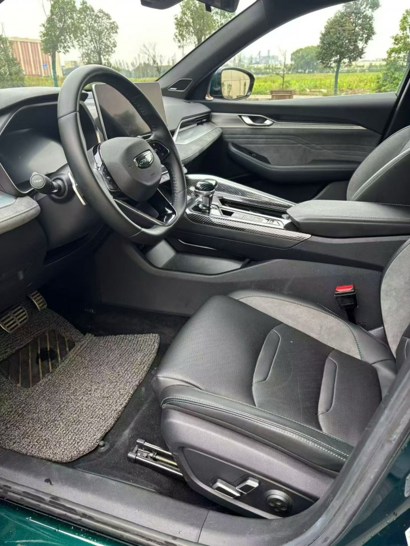 襄阳23年吉利星瑞5