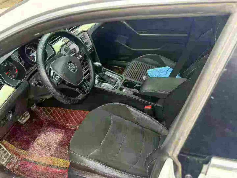 天津20年大众CC6