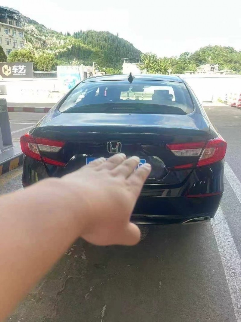 安顺21年本田雅阁5