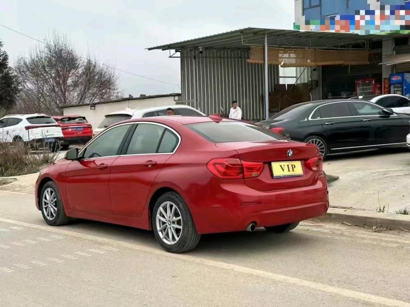 黔西南18年宝马1系8