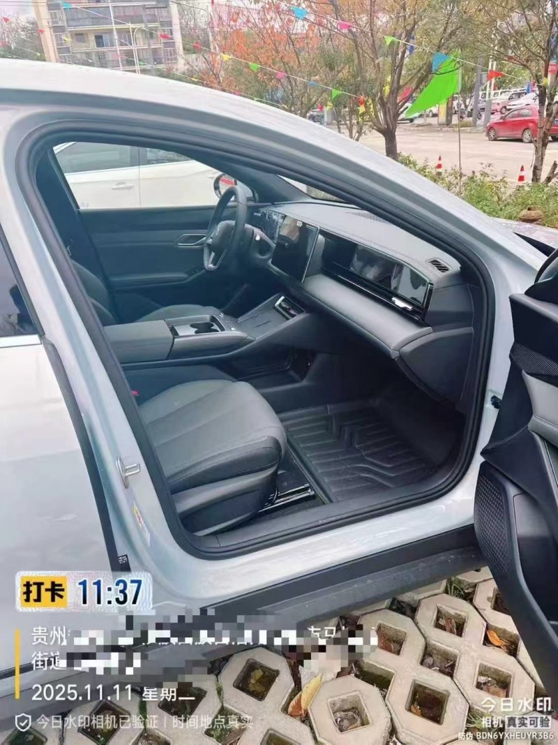 安顺25年比亚迪秦6