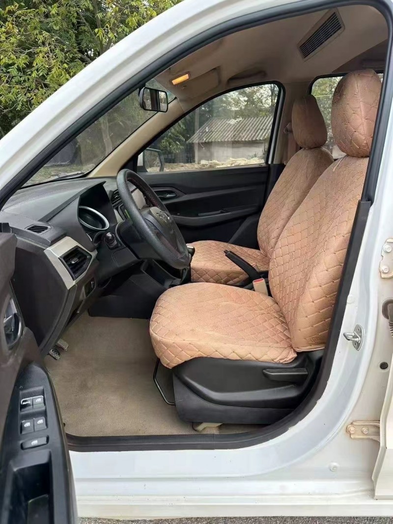 六盘水20年五菱汽车宏光6