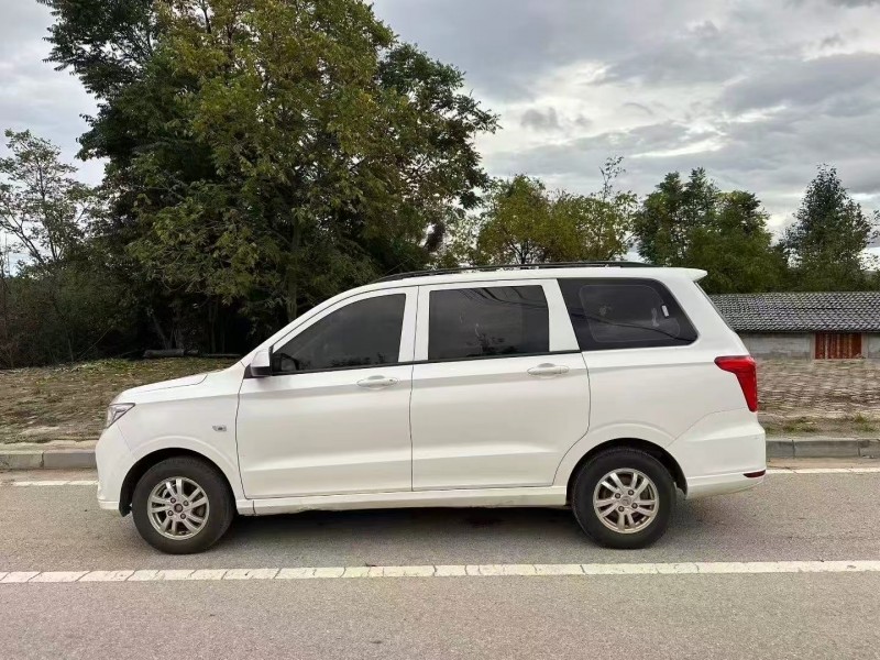 六盘水20年五菱汽车宏光7