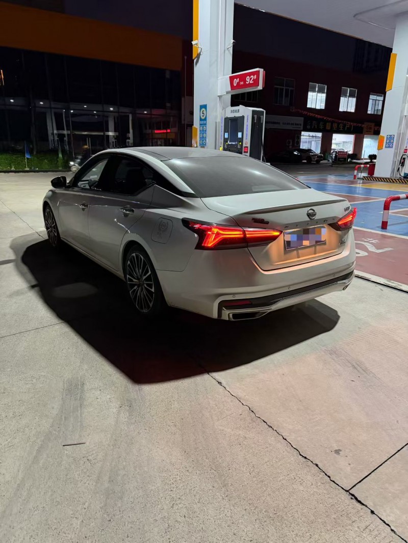 南昌23年日产天籁9