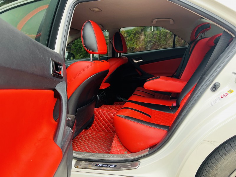 烟台14年丰田锐志3