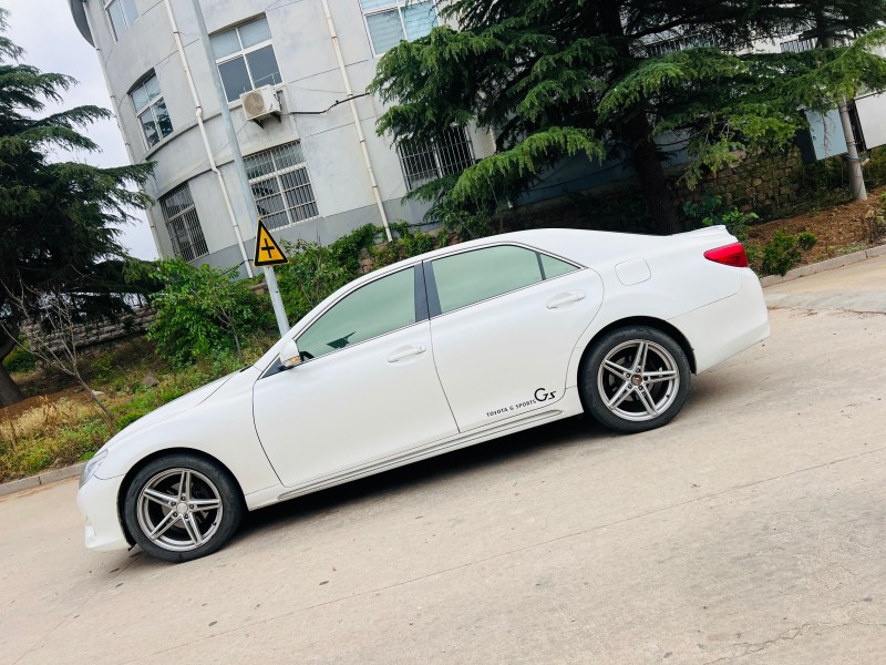 烟台14年丰田锐志7