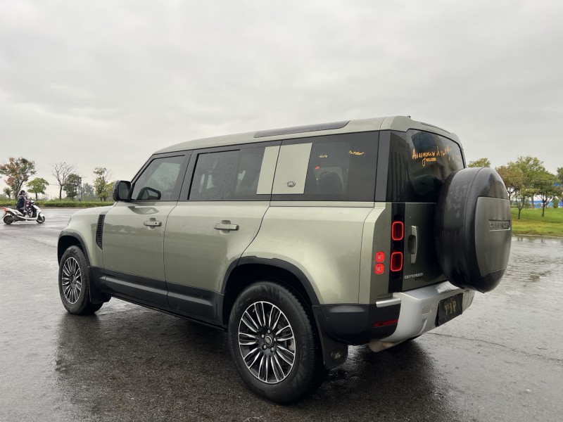 盐城21年路虎卫士9