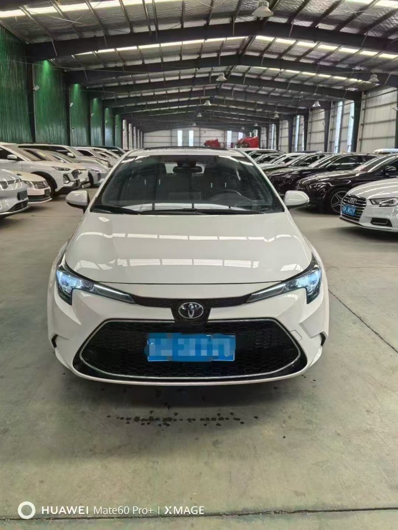 临沂22年丰田雷凌1