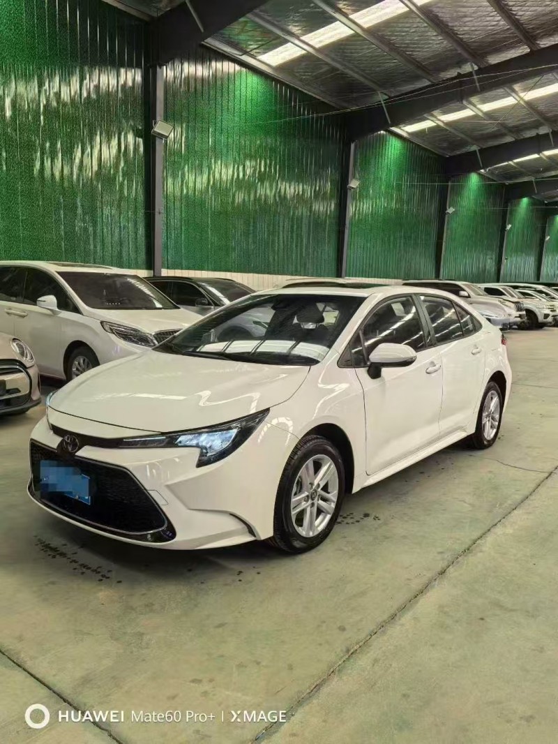 临沂22年丰田雷凌3