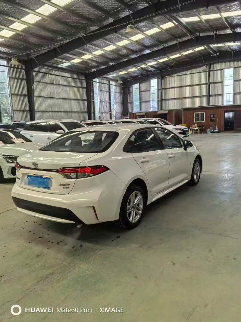 临沂22年丰田雷凌4