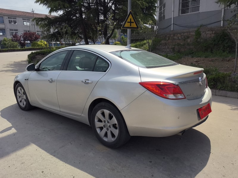 烟台13年别克君威8