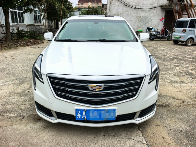 苏州18年凯迪拉克XTS1