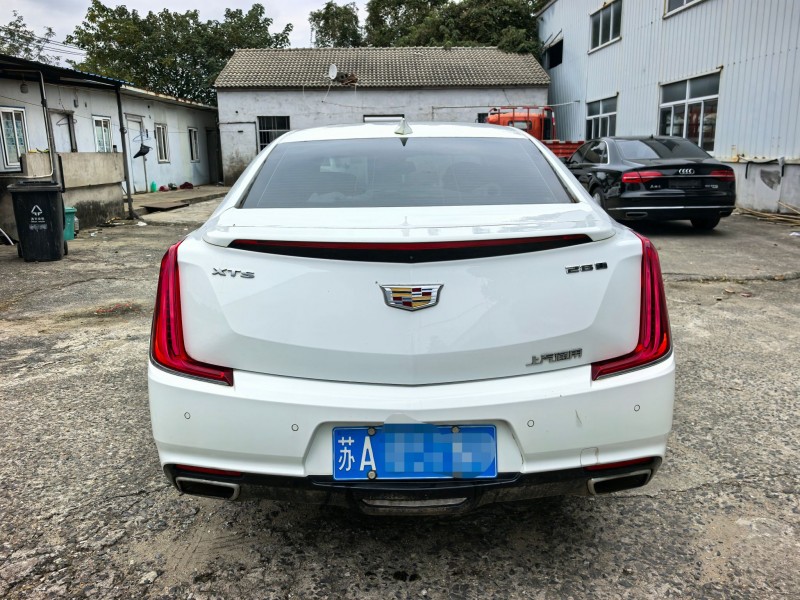 苏州18年凯迪拉克XTS9