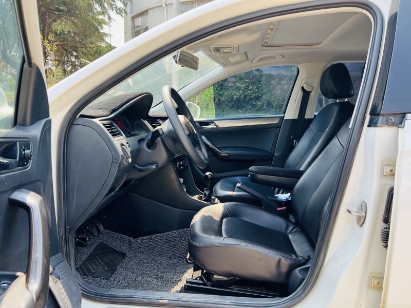 烟台15年大众桑塔纳6