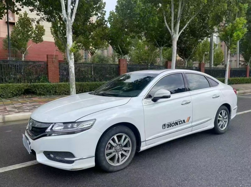 郑州18年本田思铂睿3