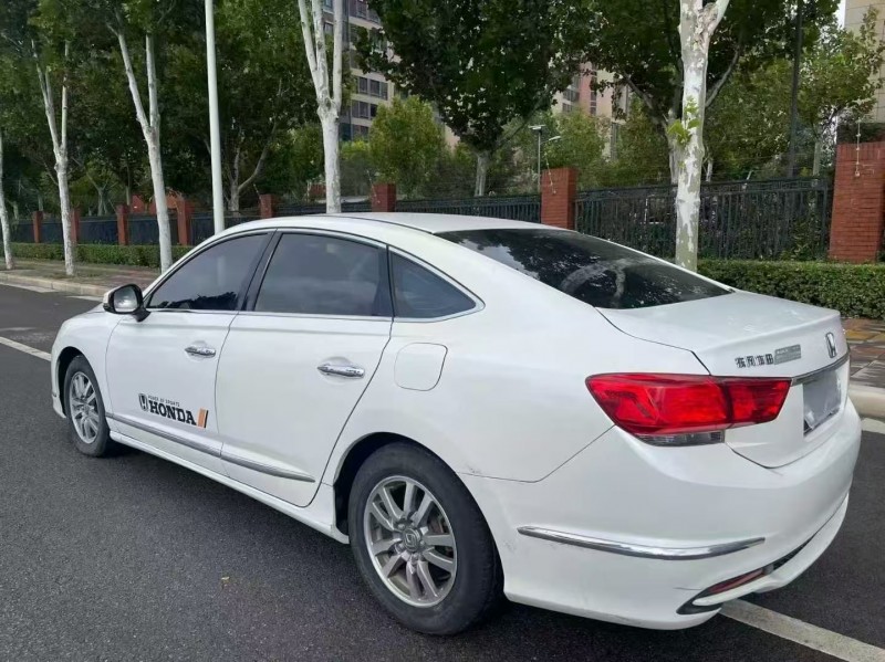 郑州18年本田思铂睿4