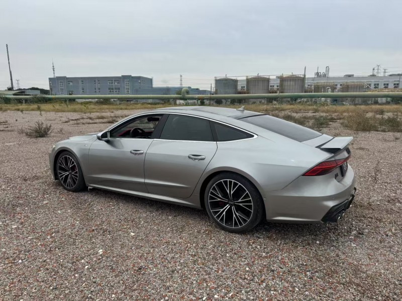 苏州19年奥迪A7L8