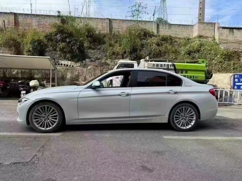 安顺18年宝马3系2