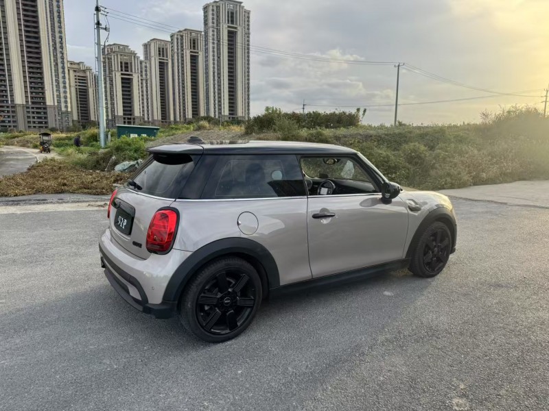 苏州22年MINICooper7