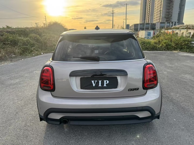 苏州22年MINICooper9