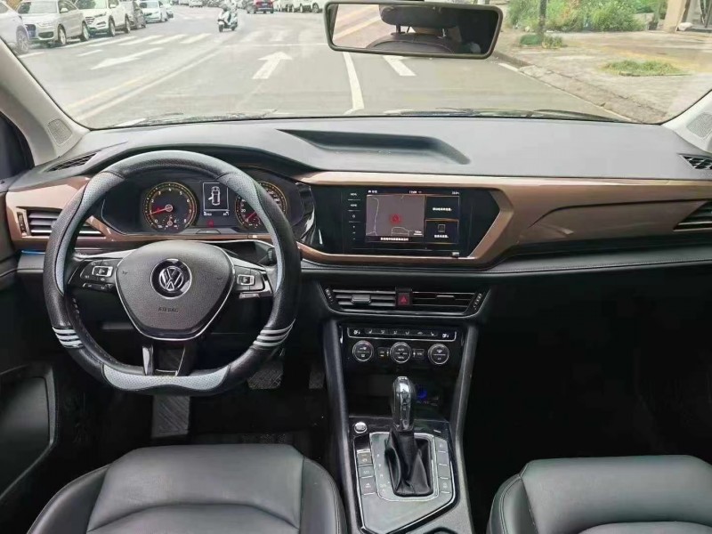 六盘水20年大众途岳5