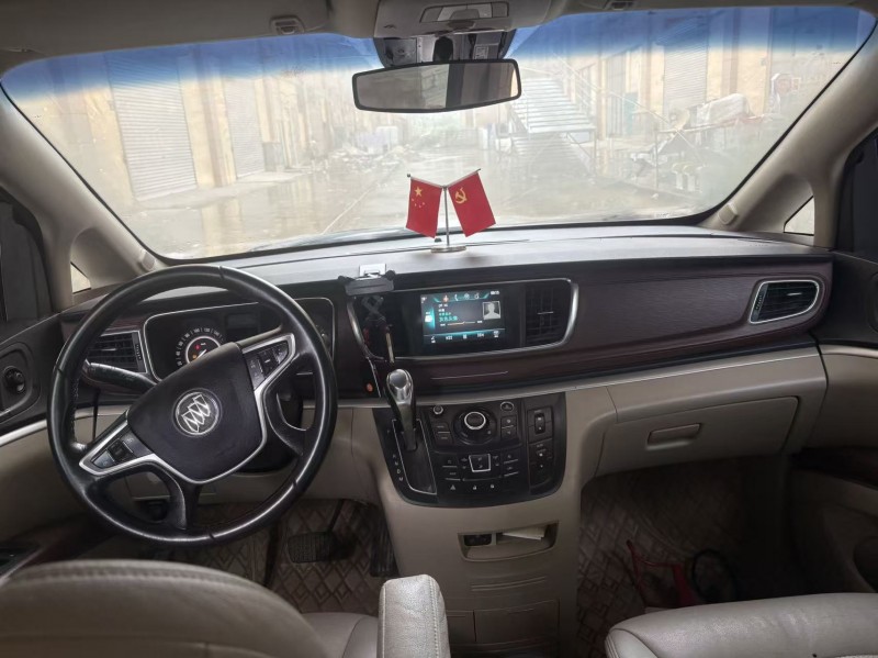 苏州17年别克GL86