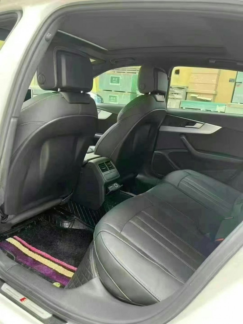 苏州21年奥迪A4L5