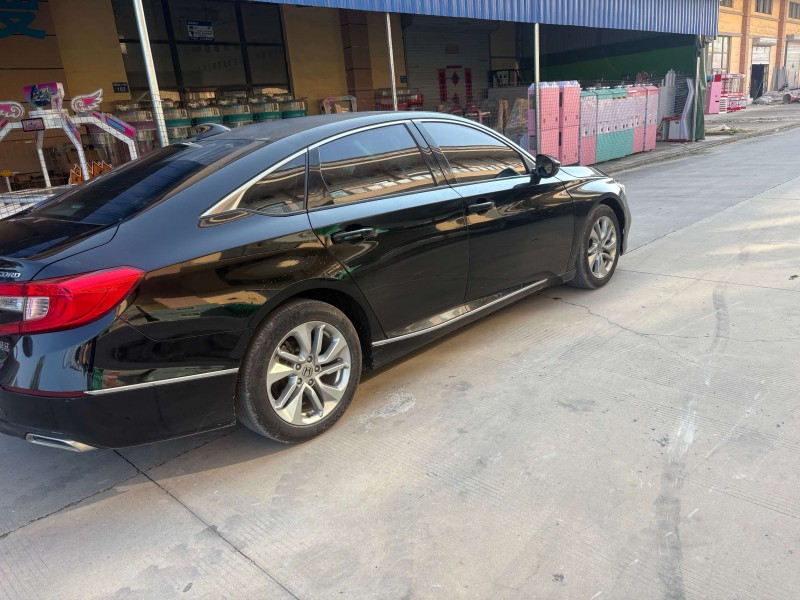 苏州19年本田雅阁7