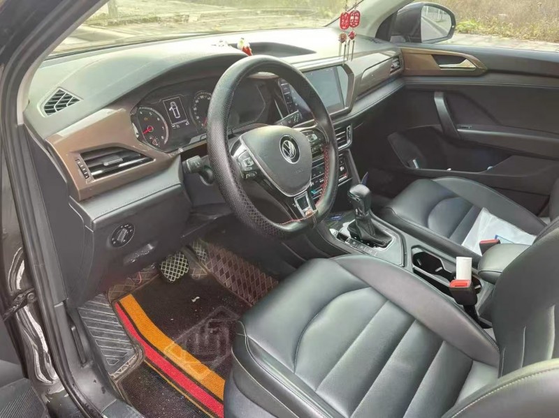 郑州21年大众途岳9