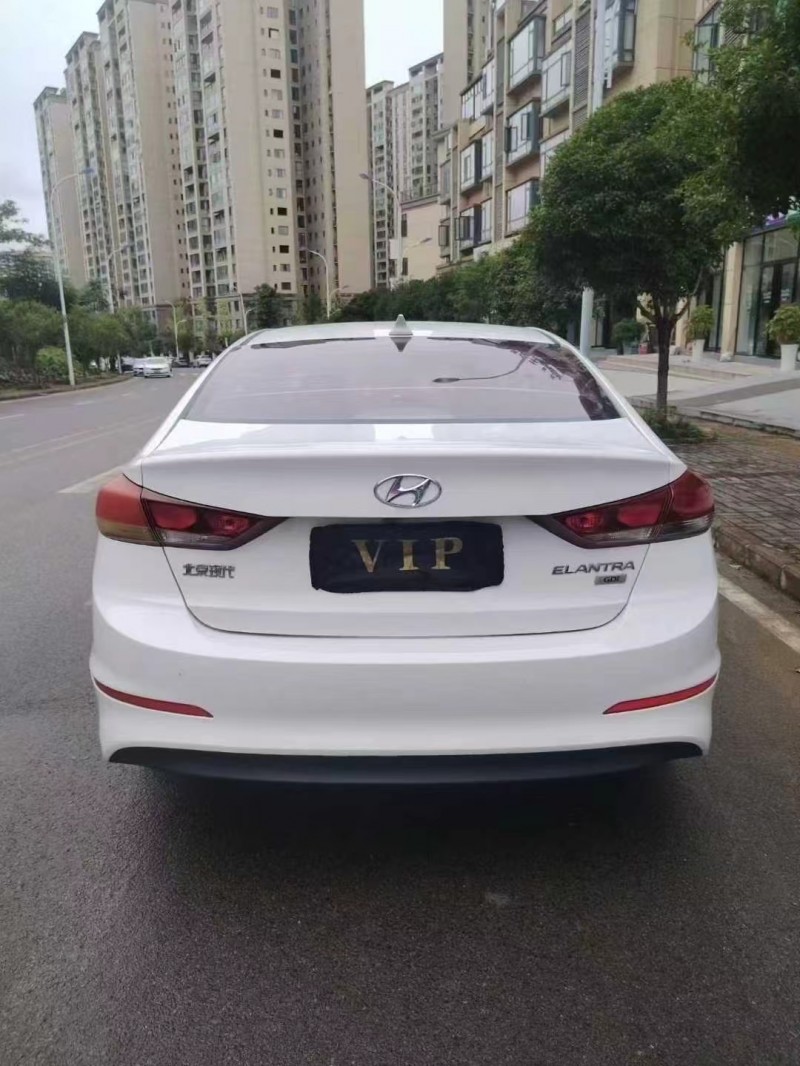 遵义19年现代领动8