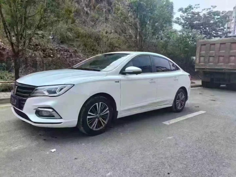 毕节19年荣威i52