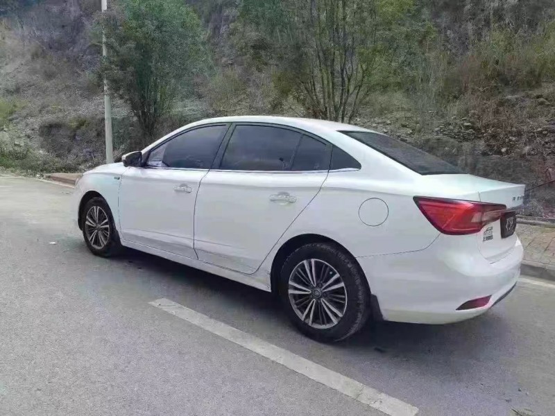 毕节19年荣威i56