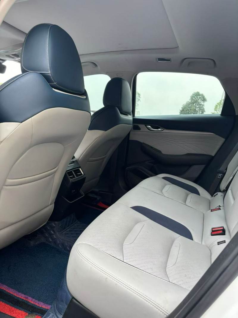 襄阳22年吉利星瑞5