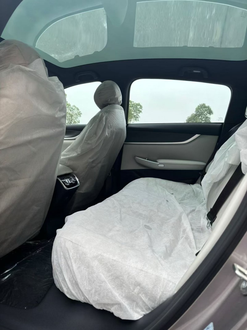 襄阳25年长安汽车启源5