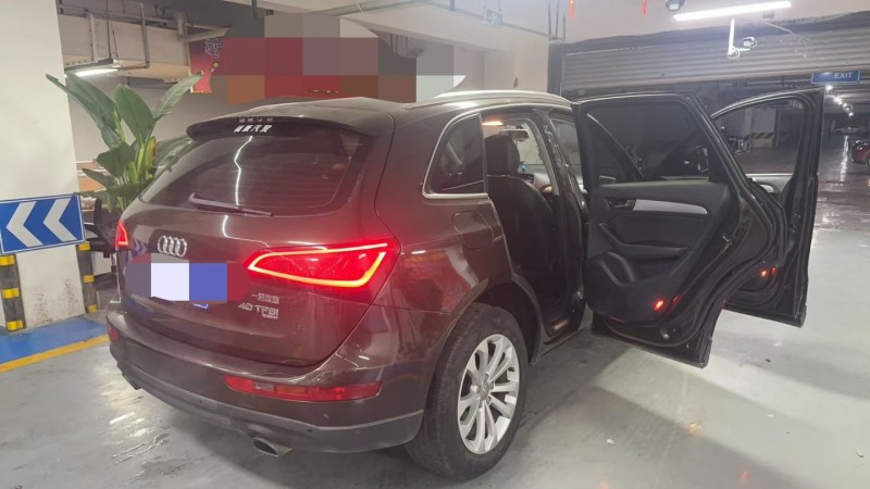 成都14年奥迪Q53