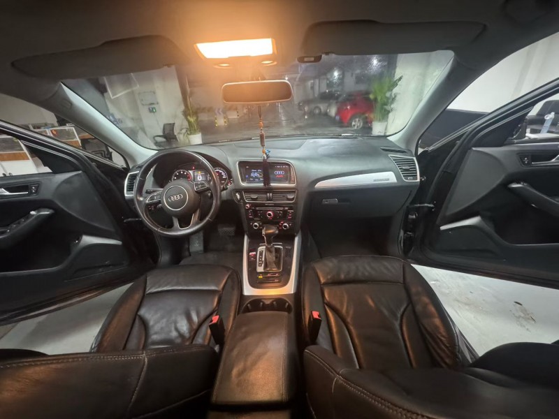 成都14年奥迪Q55