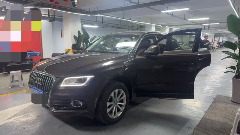 成都14年奥迪Q58