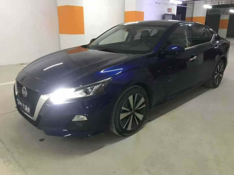 吉安20年日产天籁2