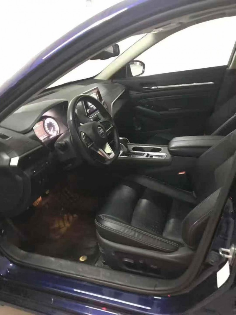 吉安20年日产天籁4