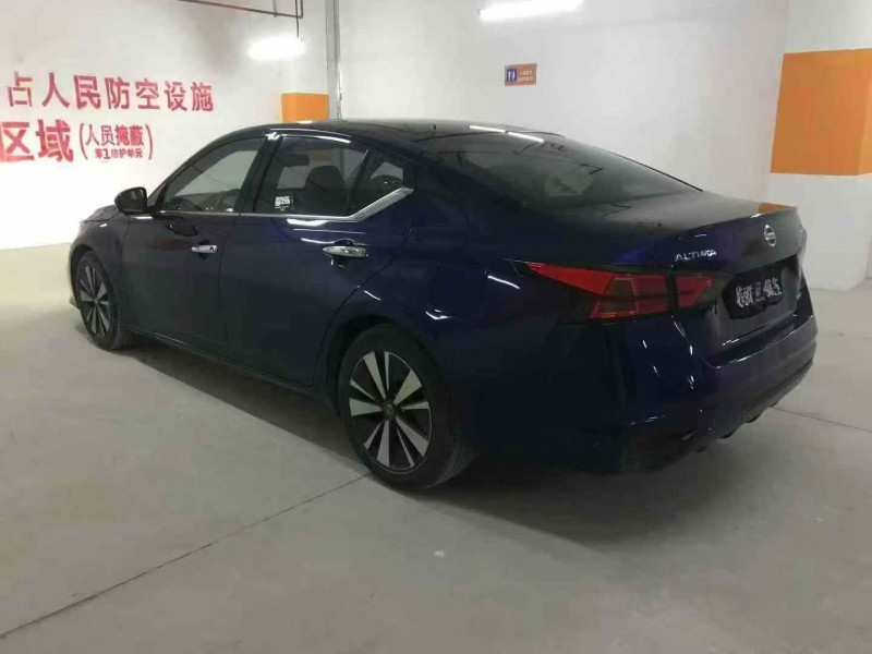 吉安20年日产天籁7