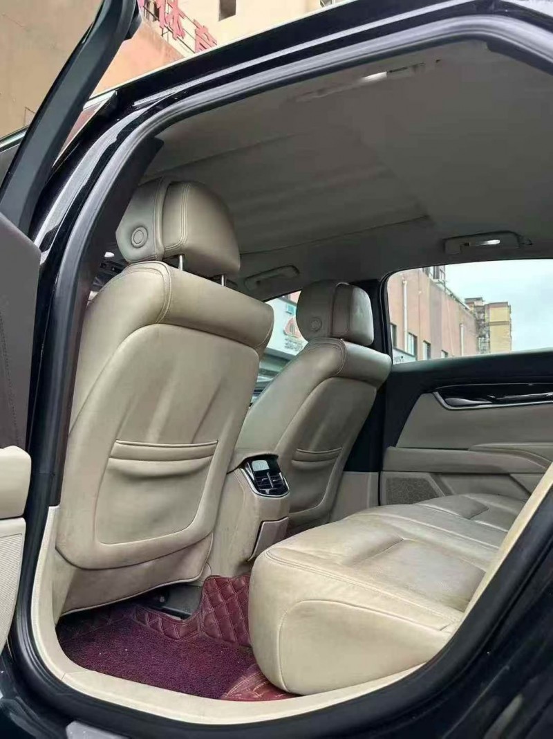 毕节14年凯迪拉克XTS6