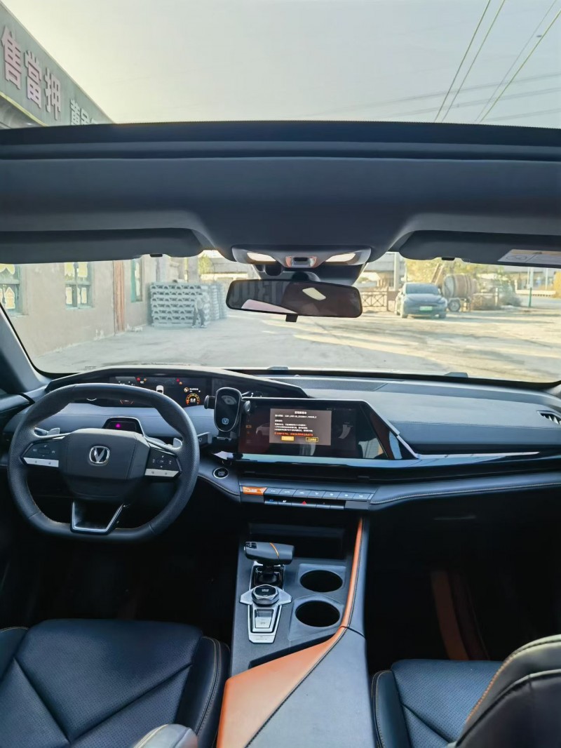 运城23年长安汽车UNI3