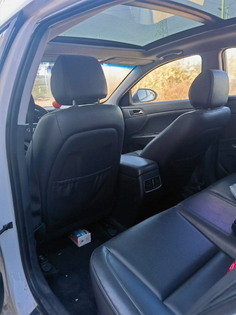 运城16年现代名图3