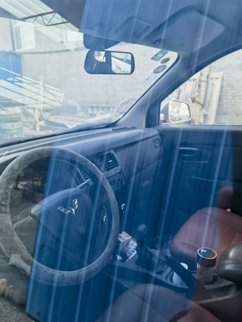 运城17年五菱汽车荣光3