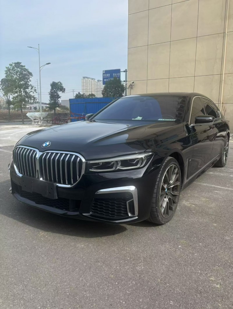 襄阳20年宝马7系3