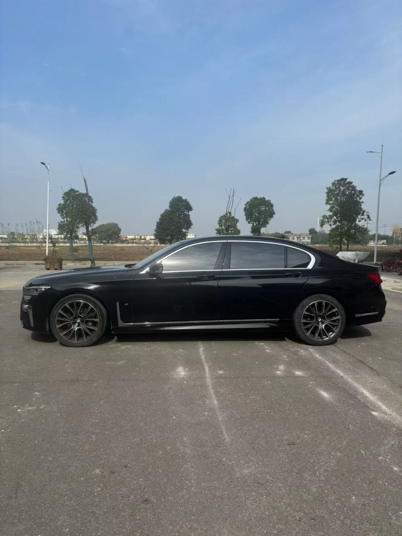 襄阳20年宝马7系4