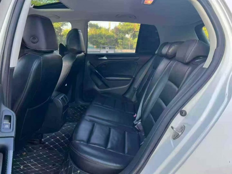 湛江12年大众高尔夫4