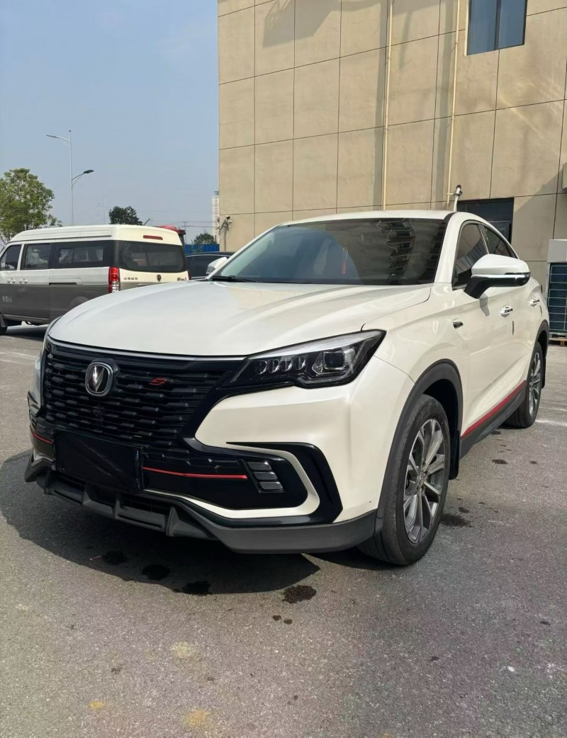 襄阳22年长安汽车CS853