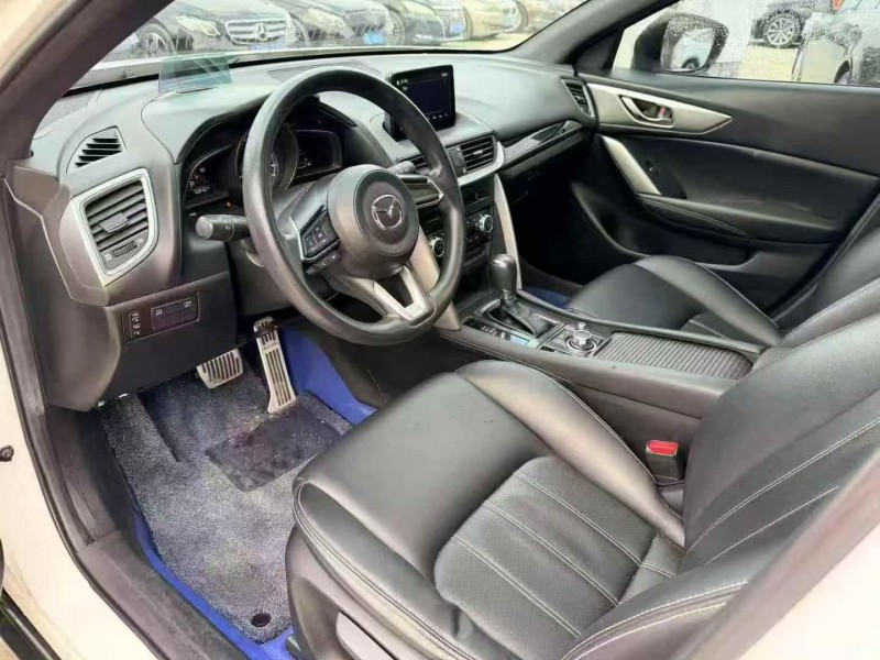 湛江18年马自达CX-45