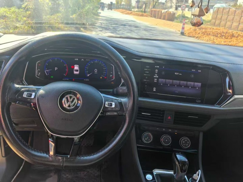 临沂22年大众速腾8